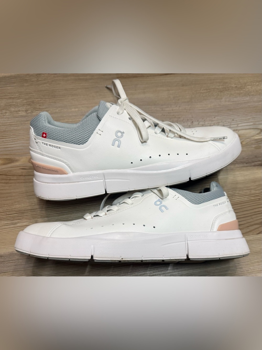 On Cloud The Roger Advantage sneakers